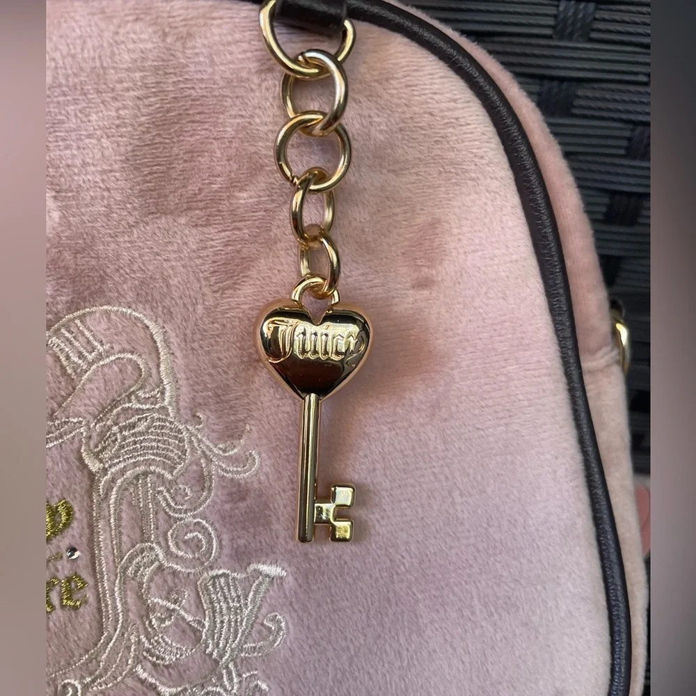 JUICY COUTURE BAG,Juicy Couture Pink Plush Crossbody Bag